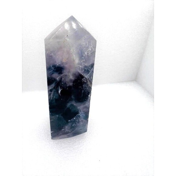 Beautiful Fluorite Point with Raw Edge - Picture 2 of 9